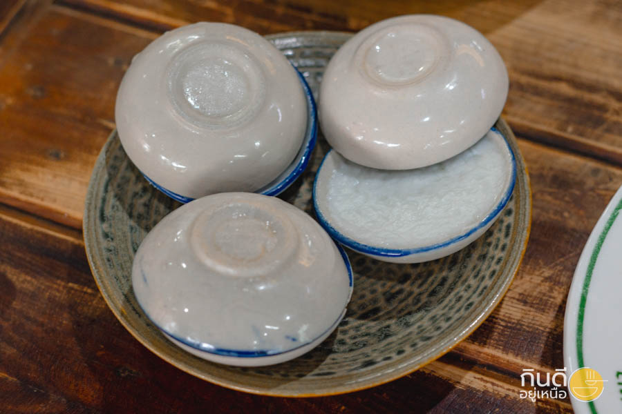 กาญจน์ โภชนา